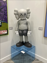 Load image into Gallery viewer, Four Foot Companion (Grey)
